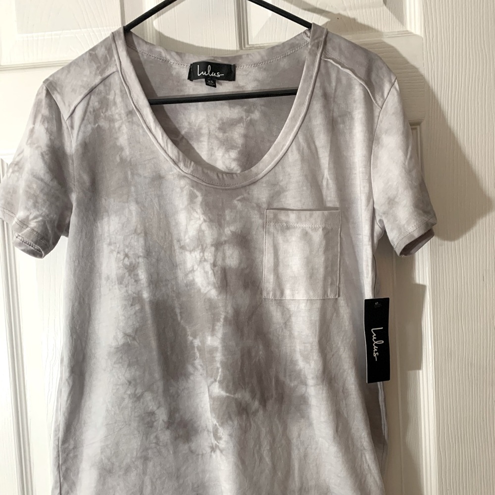 Cute lulus T-shirt